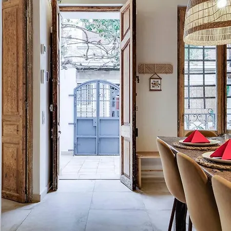 Casa Jasmin Cosy 4 Bedroom House With Terrace L'Hospitalet de Llobregat
