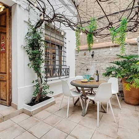 Casa Jasmin Cosy 4 Bedroom House With Terrace * L'Hospitalet de Llobregat