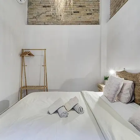 Casa Jasmin Cosy 4 Bedroom House With Terrace *