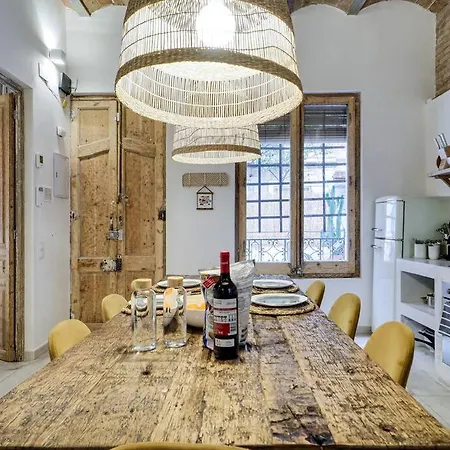 Casa Jasmin Cosy 4 Bedroom House With Terrace L'Hospitalet de Llobregat